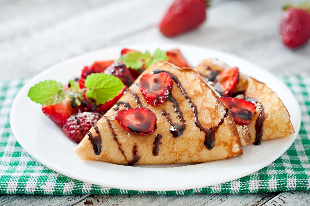 crepe with strawberry