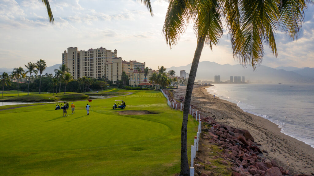 Practice your swing in Puerto Vallarta Club Velas