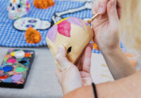 calaverita painting workshop at Velas Vallarta this summer vacations